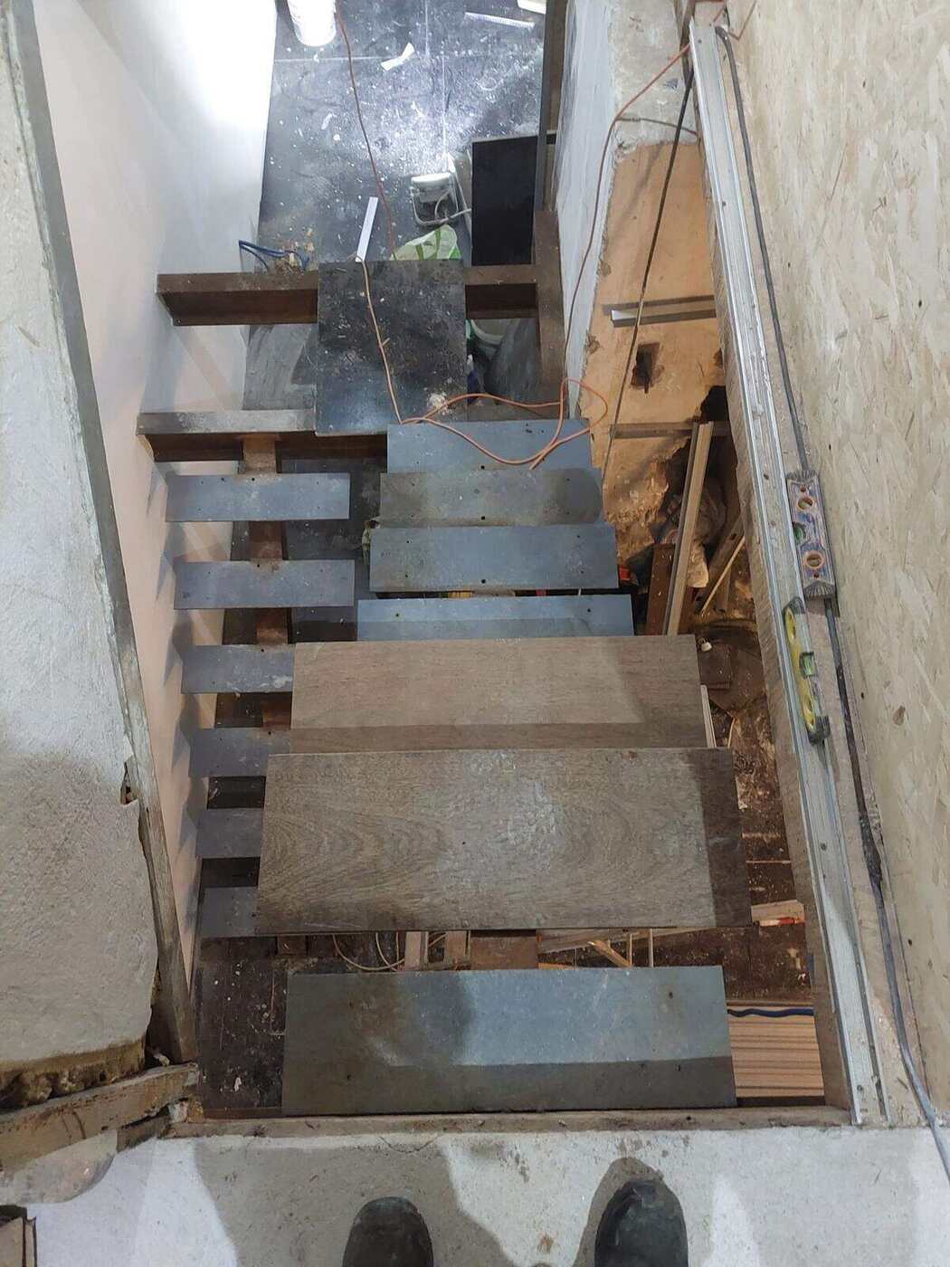 Escada em madeira e ferro